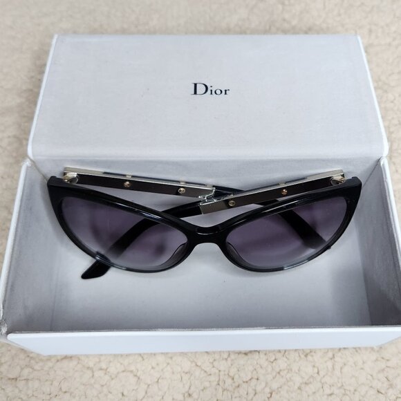 Dior Sunglasses Mother of Pearl, Authentic - Picture 1 of 13